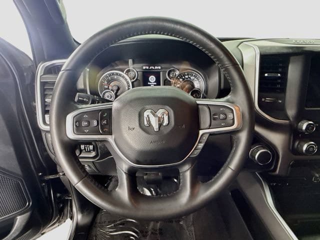 Used 2019 RAM 1500 Big Horn AWD/4WD image 11