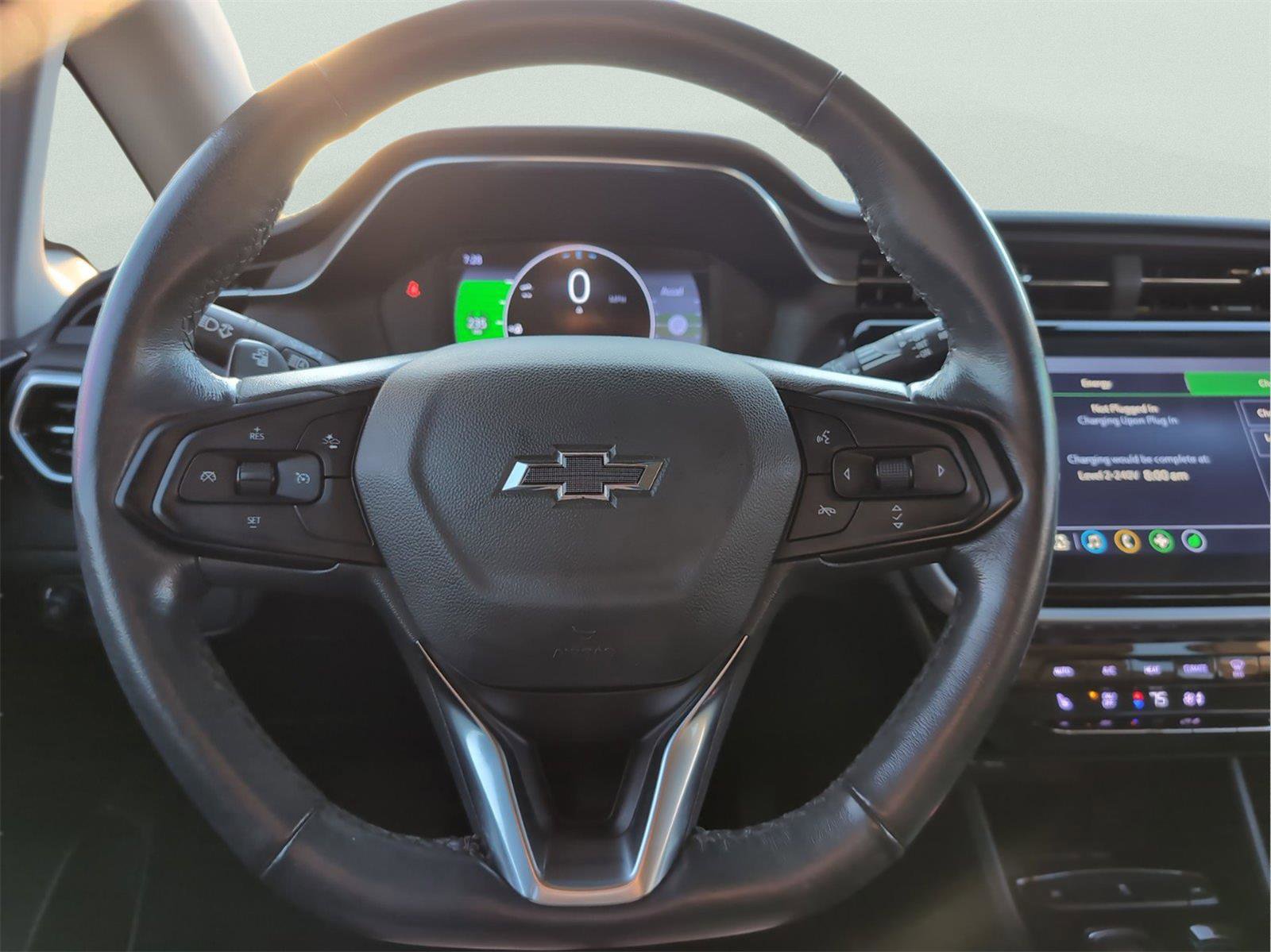 Used 2022 Chevrolet Bolt LT w/ Infotainment Package image 26