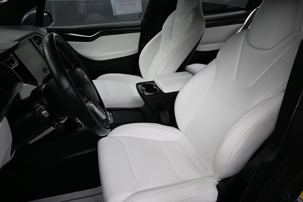 Used 2017 Tesla Model X 75D AWD/4WD image 23
