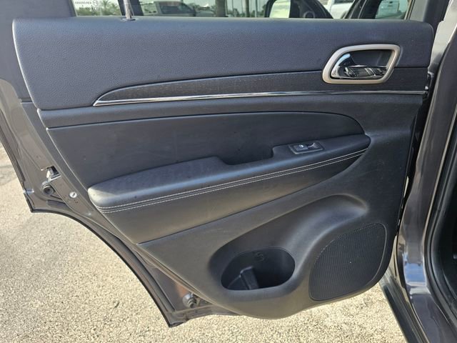 Used 2017 Jeep Grand Cherokee Limited w/ Luxury Group II image 20