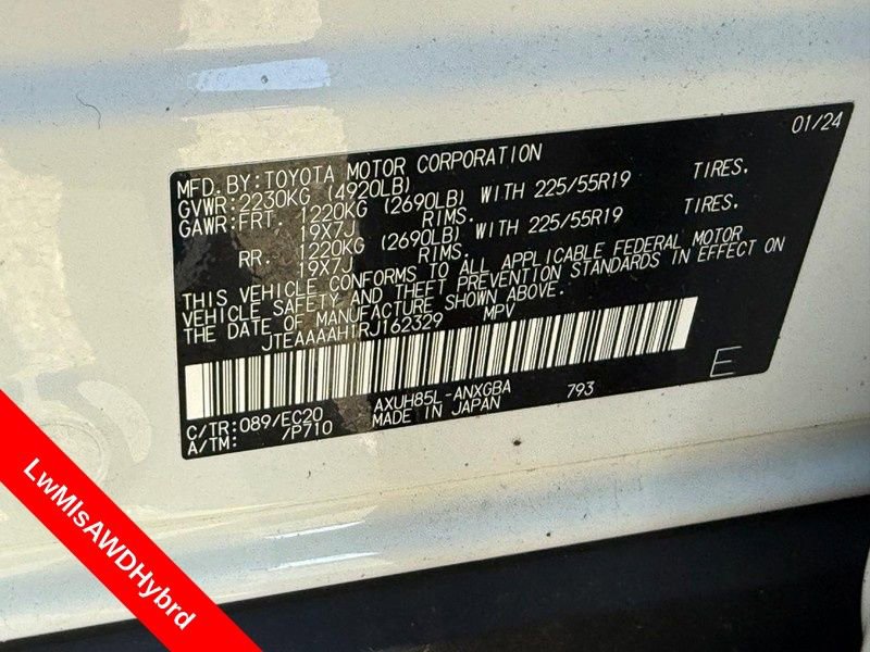 Used 2024 Toyota Venza XLE AWD/4WD image 32