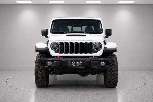Used 2025 Jeep Gladiator Mojave AWD/4WD image 8