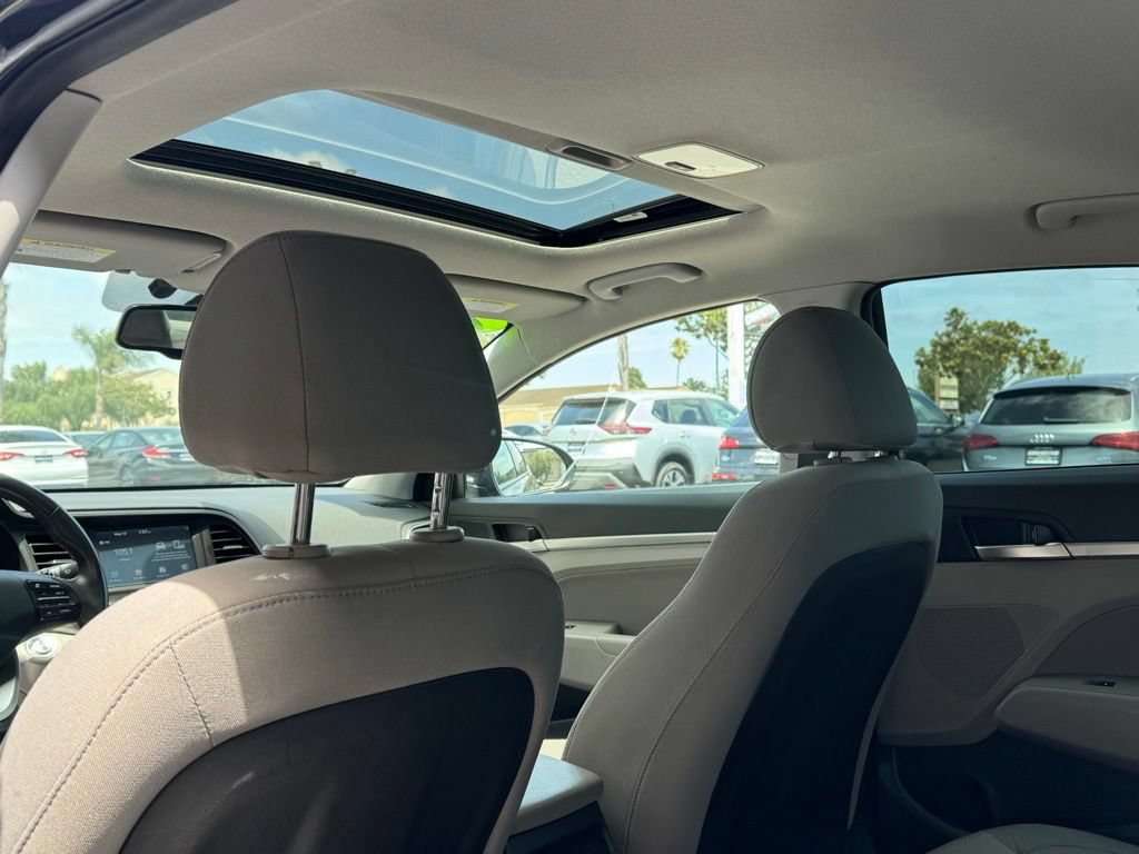 Used 2020 Hyundai Elantra Value Edition w/ Cargo Package (C1) FWD image 18