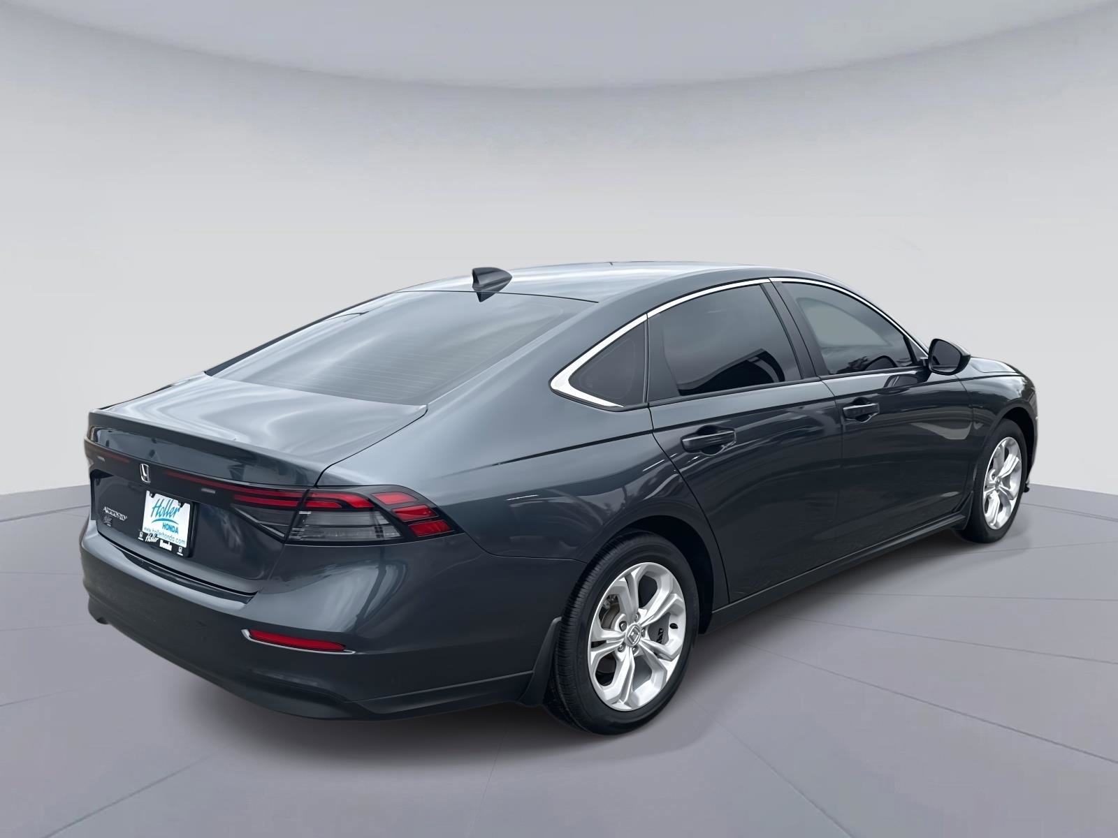 Certified 2024 Honda Accord LX image 4