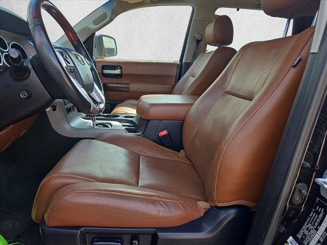 Used 2017 Toyota Sequoia Platinum RWD image 7