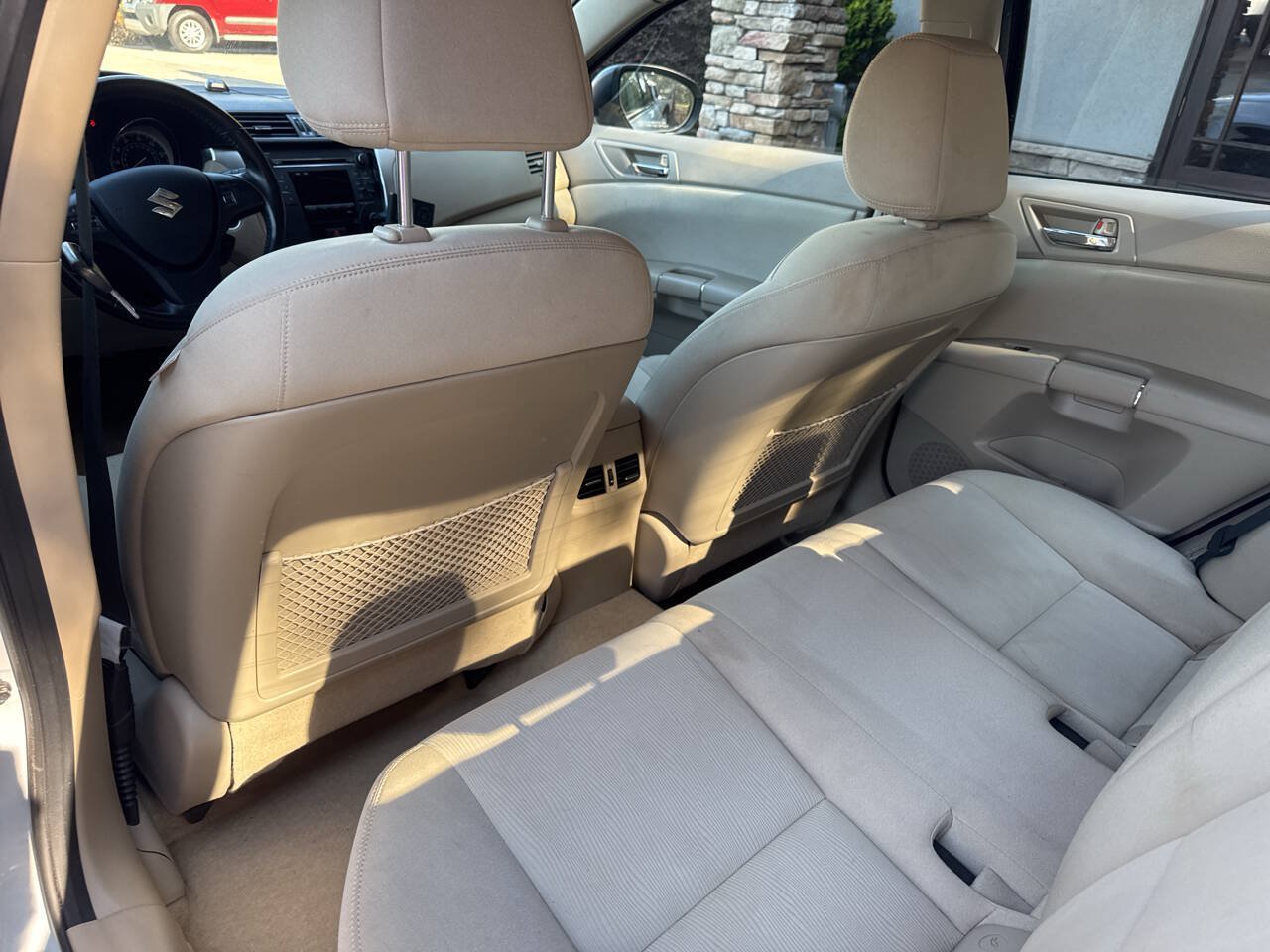 Used 2012 Suzuki Kizashi SE FWD image 13