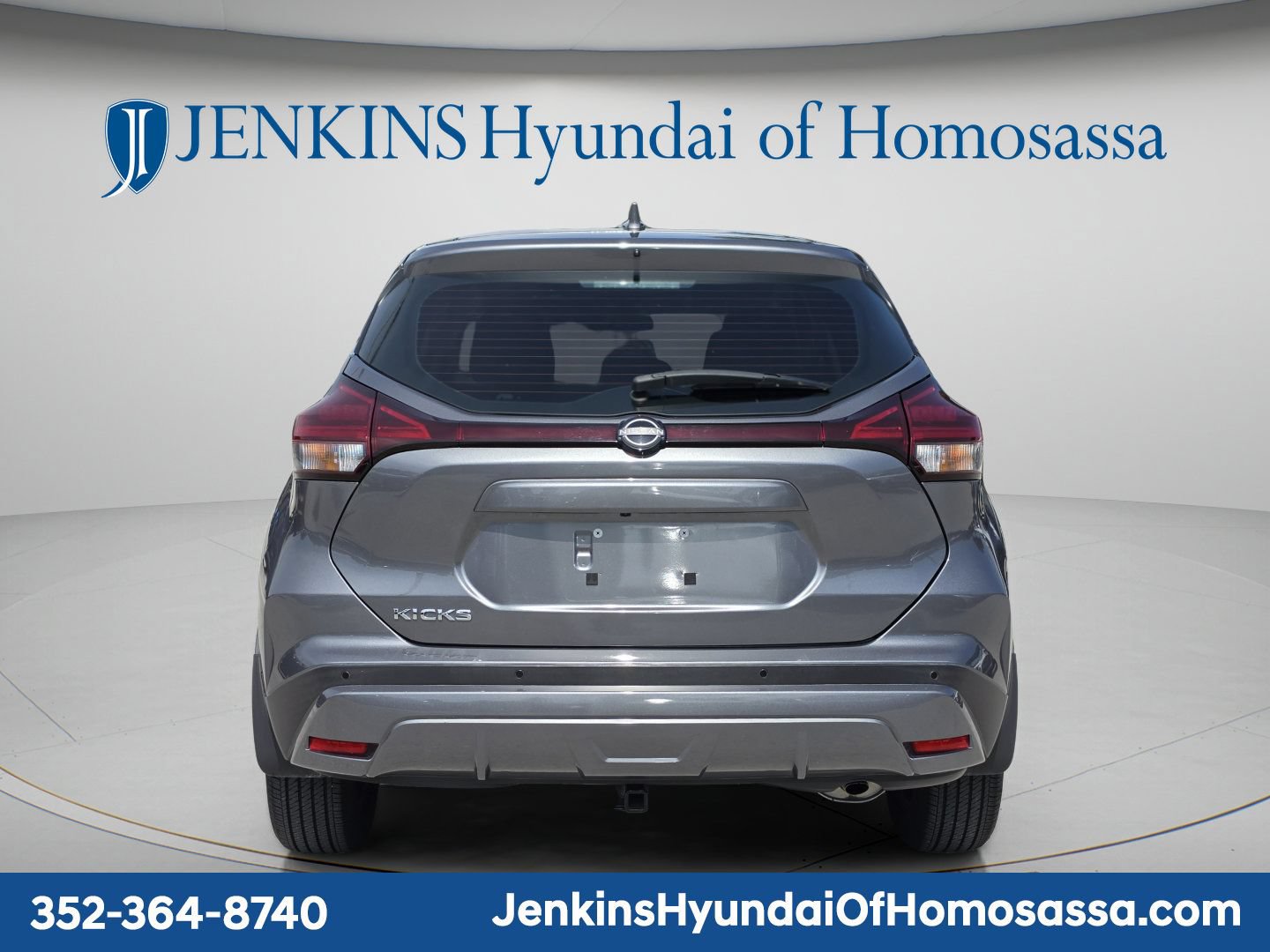 Used 2023 Nissan Kicks S FWD image 5