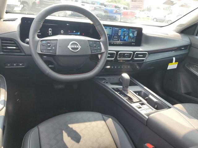 New 2026 Nissan Sentra SR w/ SR Premium Package FWD image 14