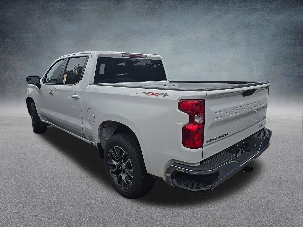 Used 2024 Chevrolet Silverado 1500 LT AWD/4WD image 7