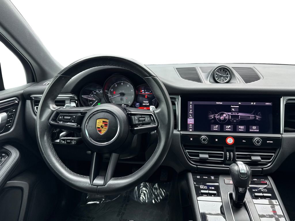 Used 2023 Porsche Macan S image 21