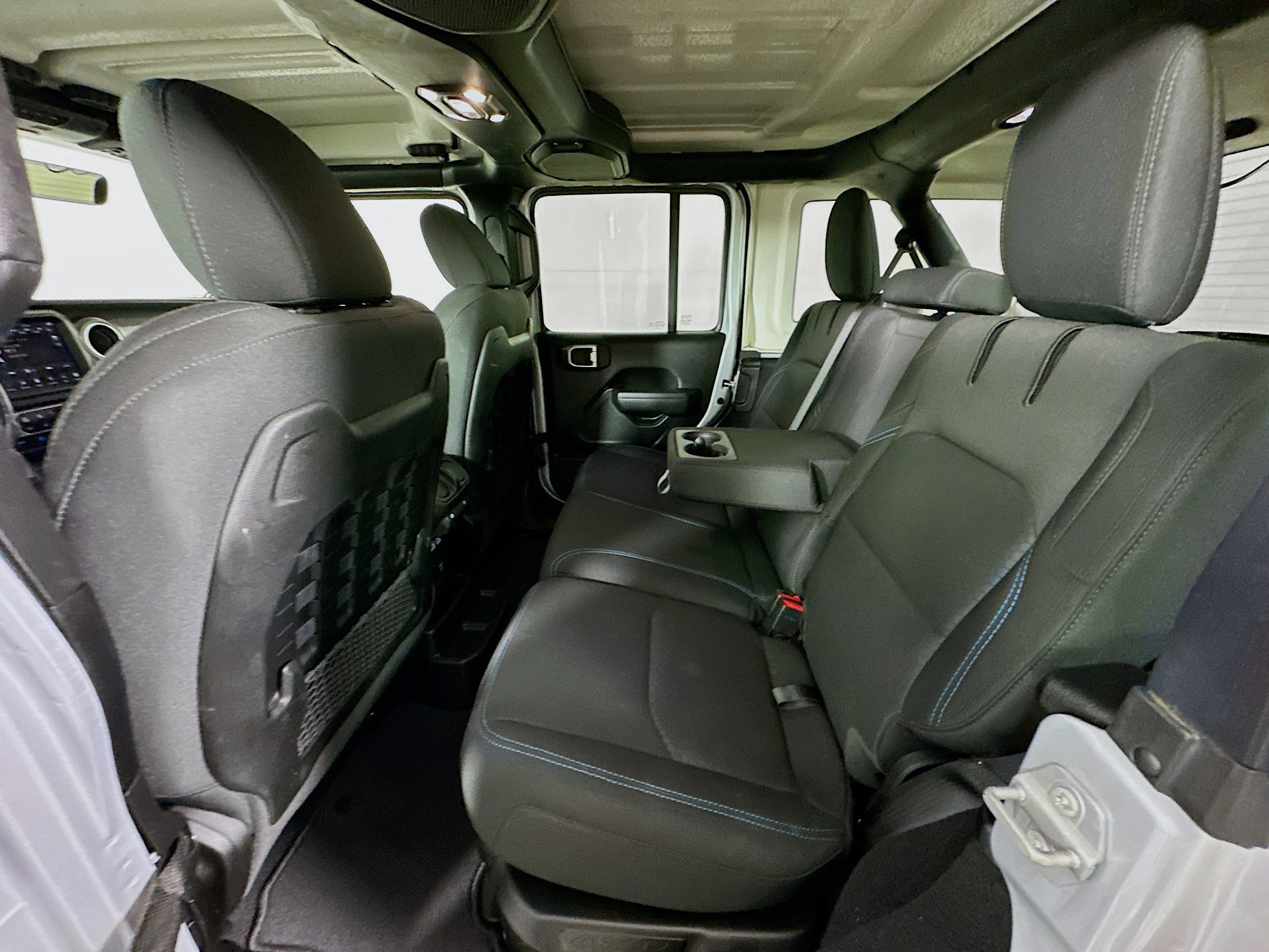 Used 2023 Jeep Wrangler Unlimited Rubicon 4xe w/ Safety Group image 27