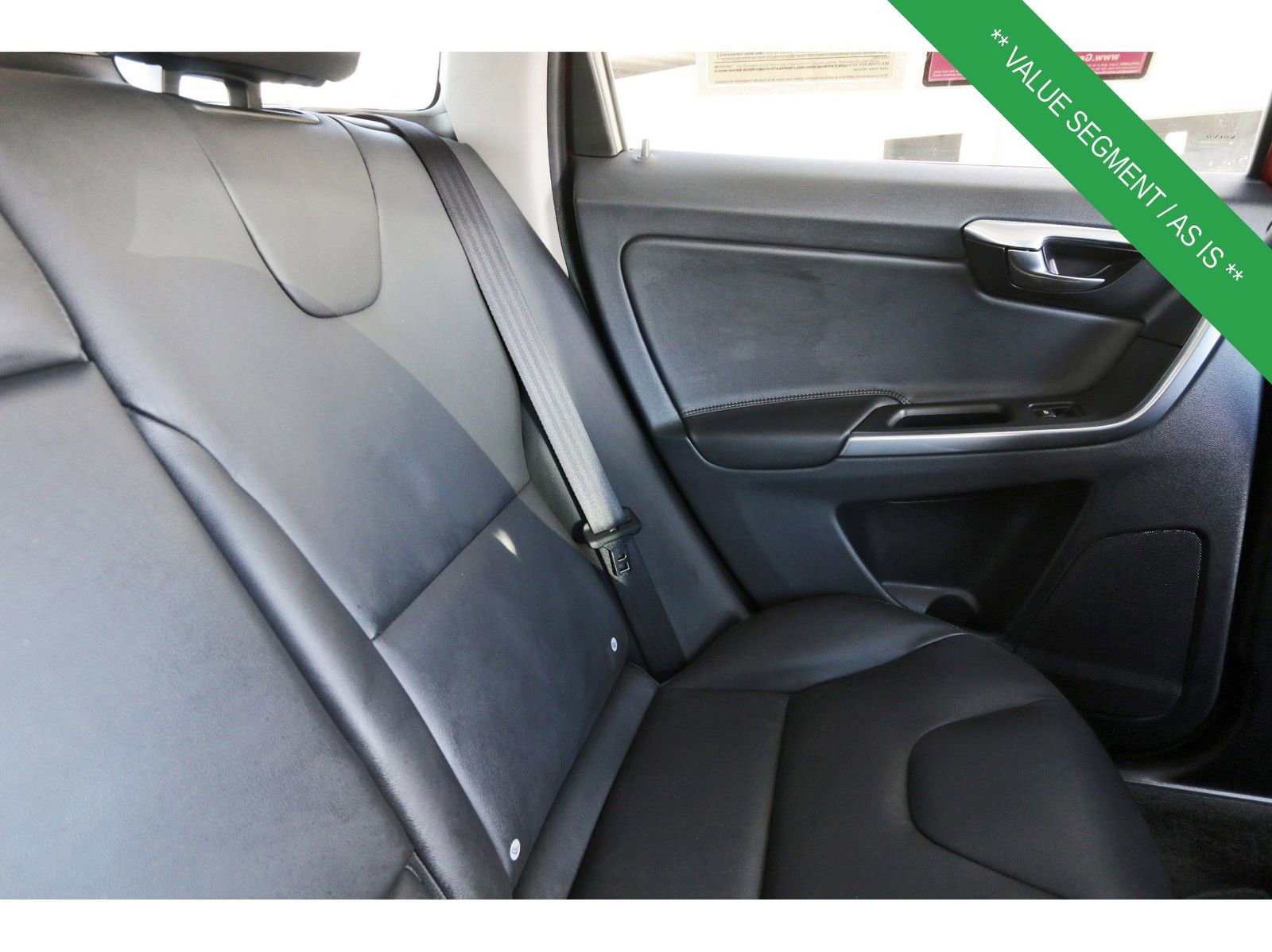 Used 2016 Volvo XC60 T5 Platinum image 15