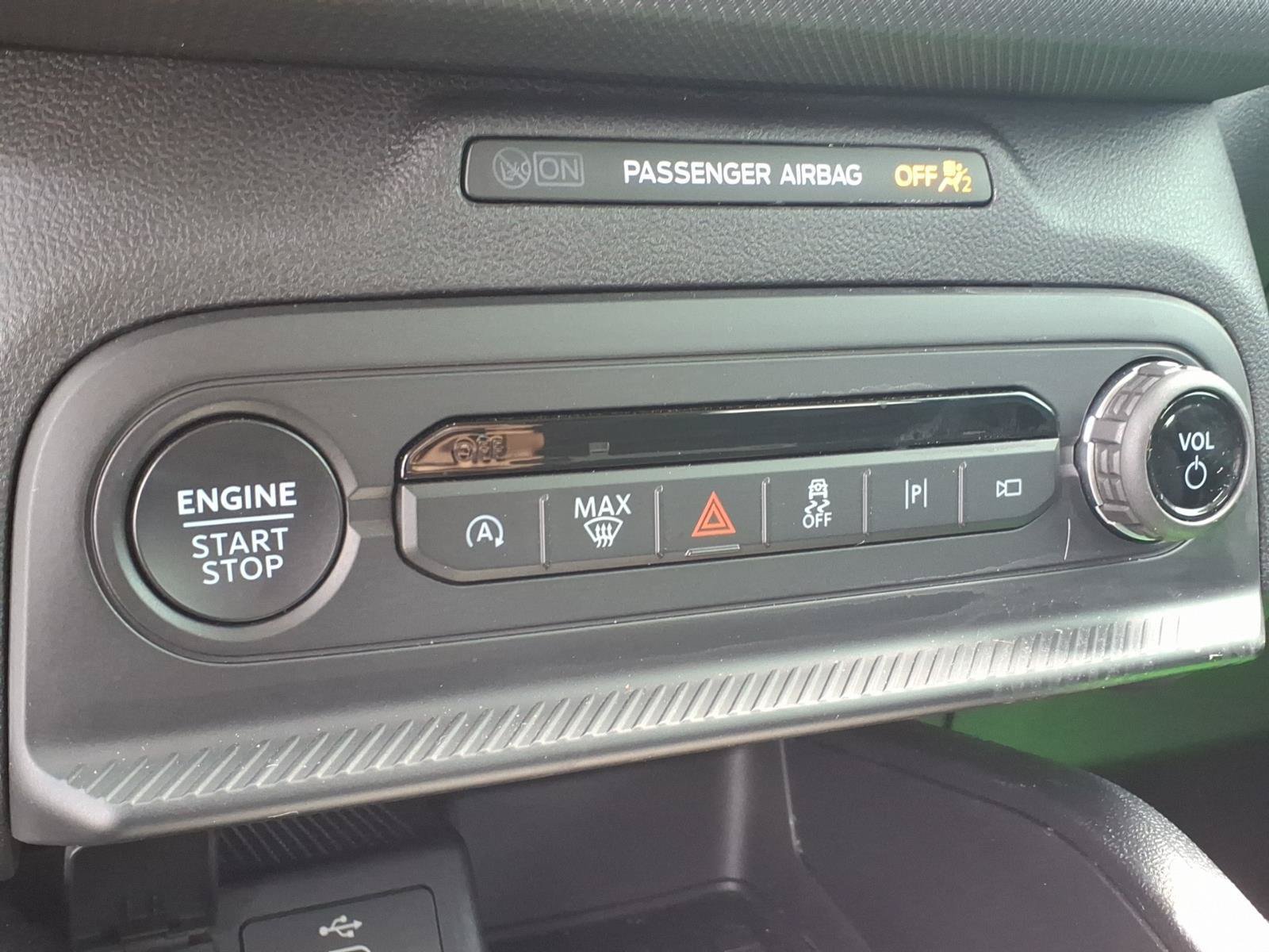 Certified 2025 Ford Bronco Sport Outer Banks w/ Outer Banks Tech Package+ AWD/4WD image 16
