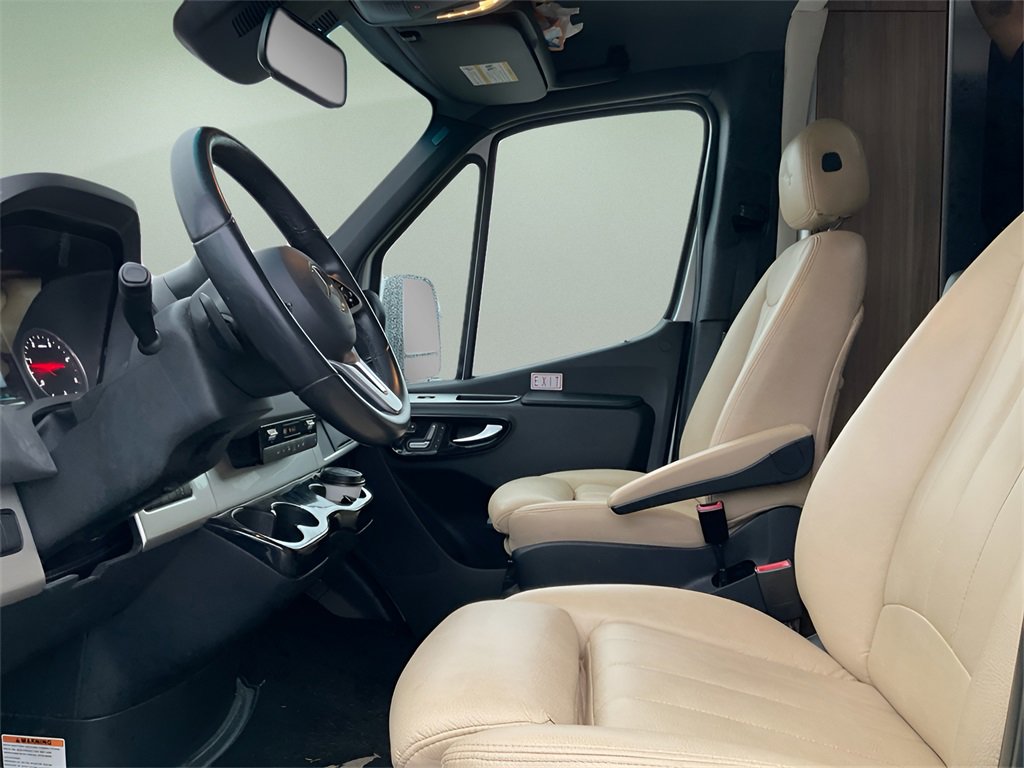 Used 2019 Mercedes-Benz Sprinter 170 image 16