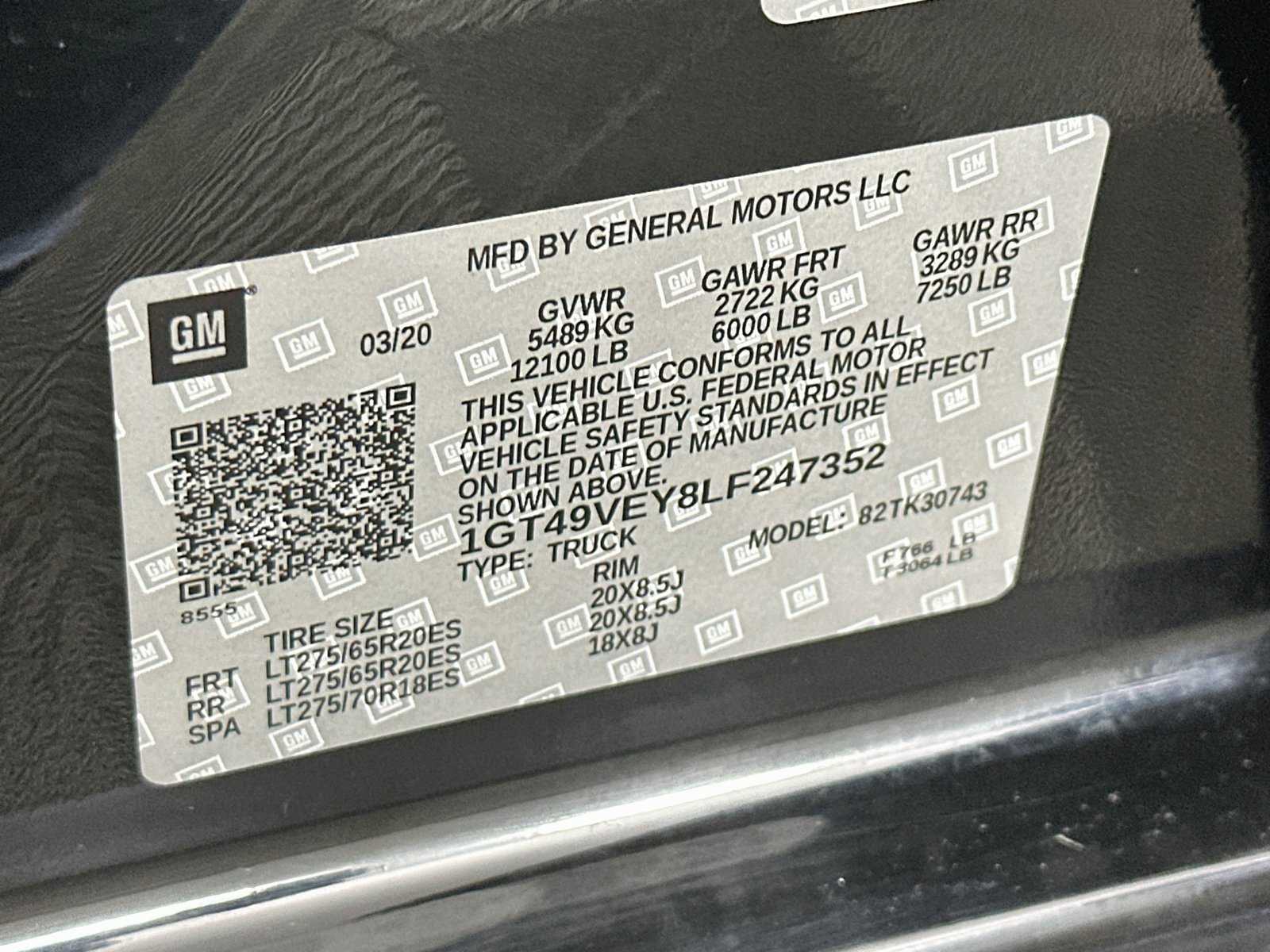 Used 2020 GMC Sierra 3500 AT4 w/ AT4 Premium Package AWD/4WD image 35