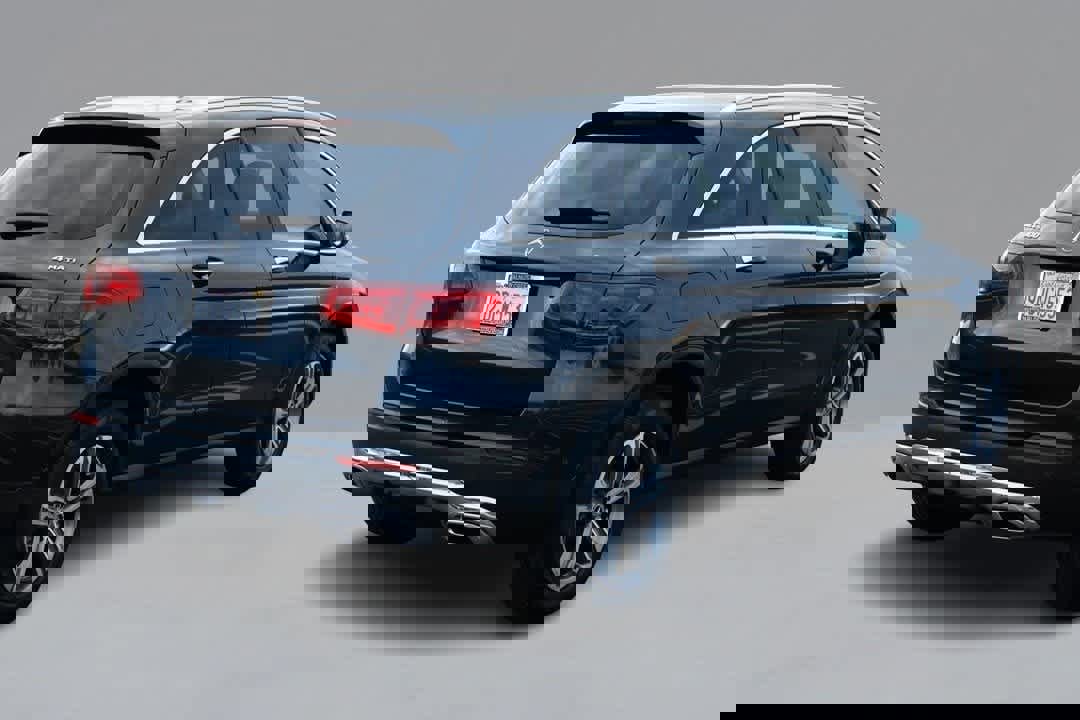 Used 2022 Mercedes-Benz GLC 300 4MATIC image 5