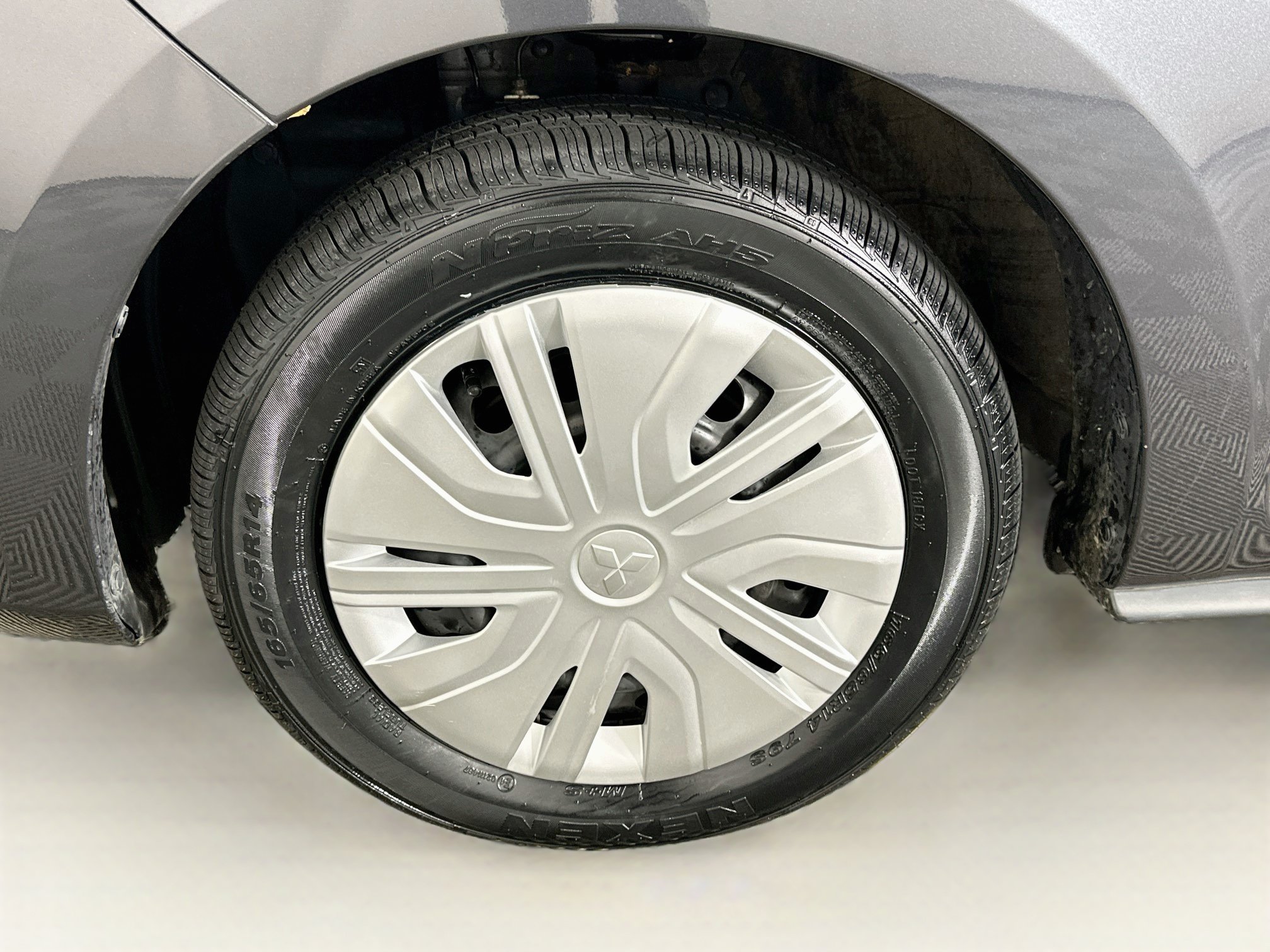 Used 2024 Mitsubishi Mirage ES FWD image 11