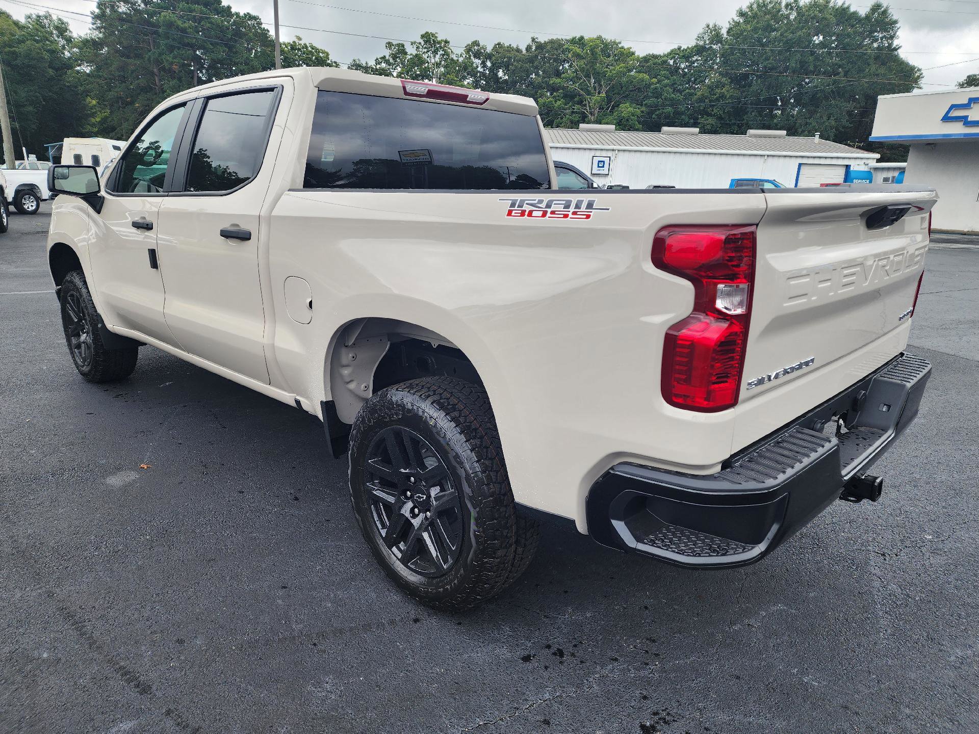 New 2026 Chevrolet Silverado 1500 Custom Trail Boss w/ Turbomax Blackout Package image 3