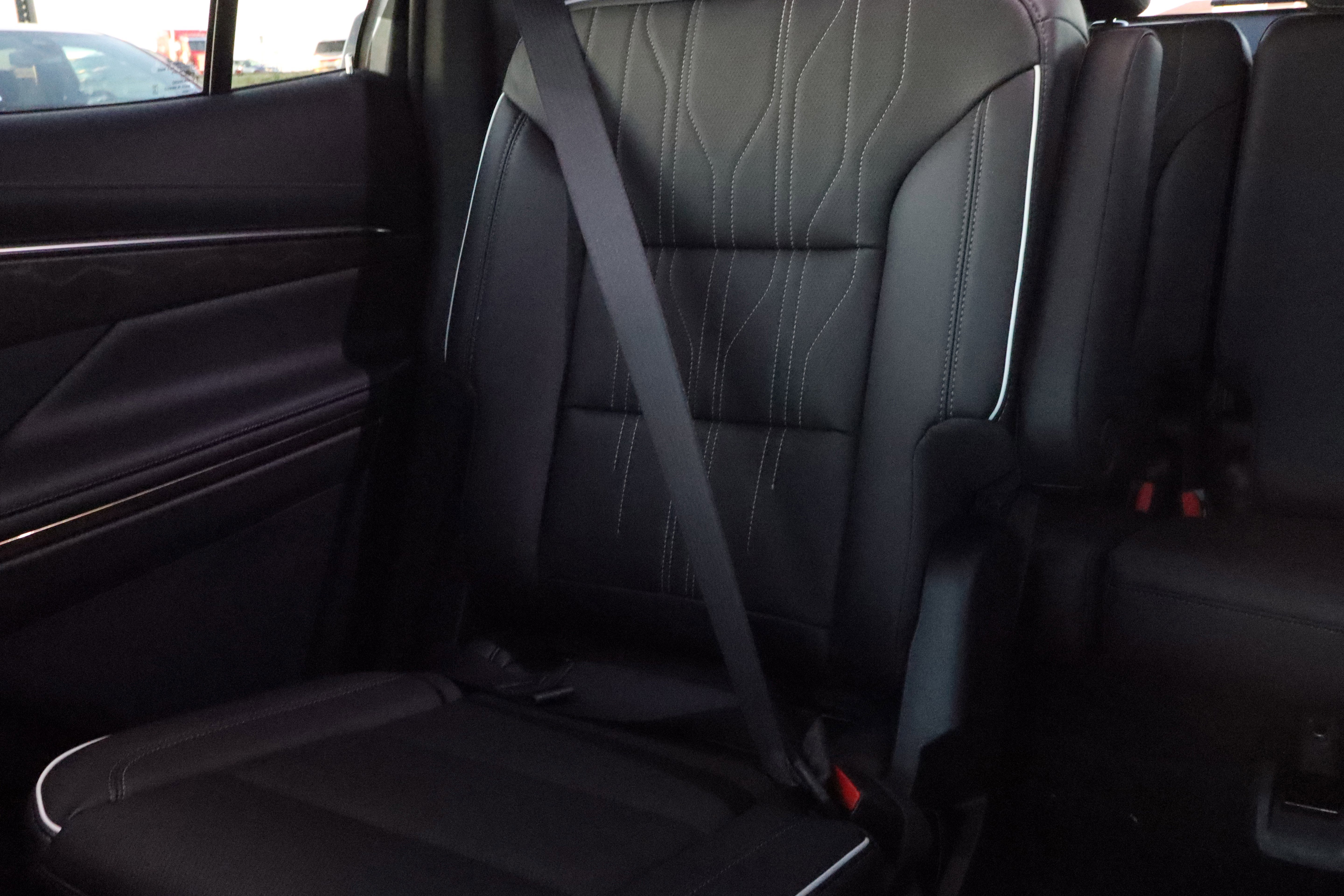 New 2026 Buick Enclave Avenir image 13