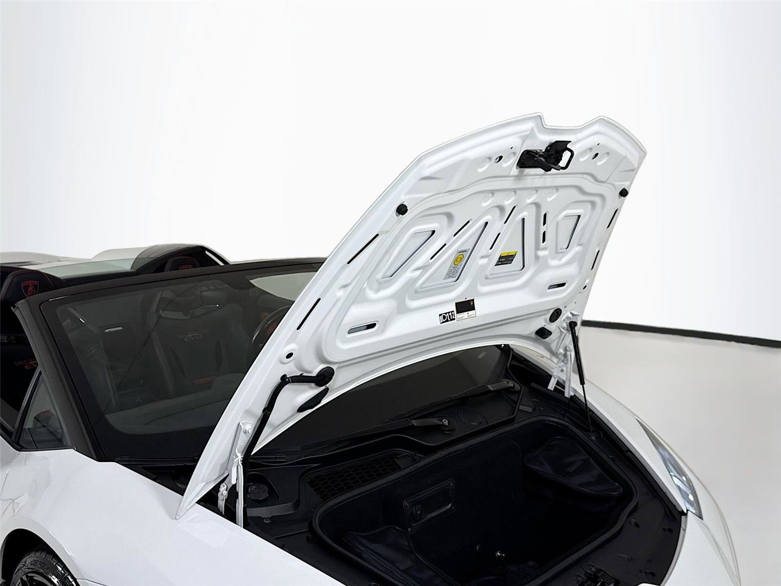 Used 2021 Lamborghini Huracan EVO RWD image 33