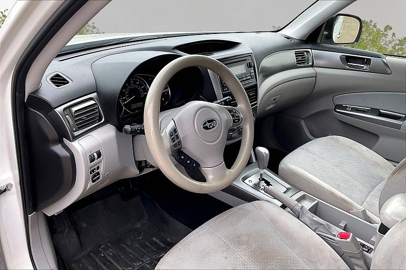 Used 2012 Subaru Forester 2.5X Premium w/ All-Weather Pkg image 14