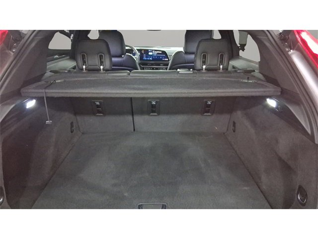 Used 2025 Cadillac XT4 Premium Luxury image 21