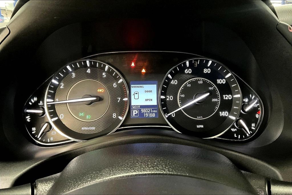 Used 2020 Nissan Armada Platinum w/ Captain's Chairs Package image 13