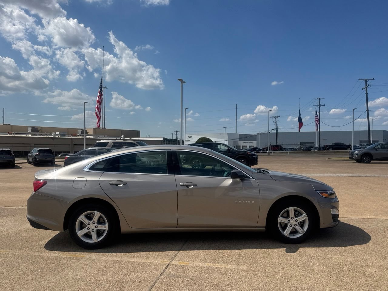 Used 2025 Chevrolet Malibu LS FWD image 29