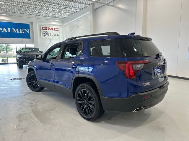 Used 2023 GMC Acadia SLT w/ Elevation Edition image 12