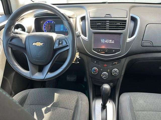 Used 2016 Chevrolet Trax LS w/ LPO, Protection Package AWD/4WD image 23