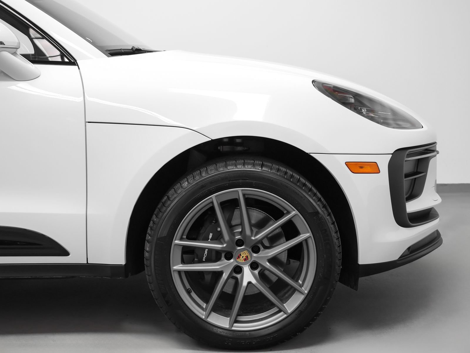 New 2026 Porsche Macan AWD/4WD image 14