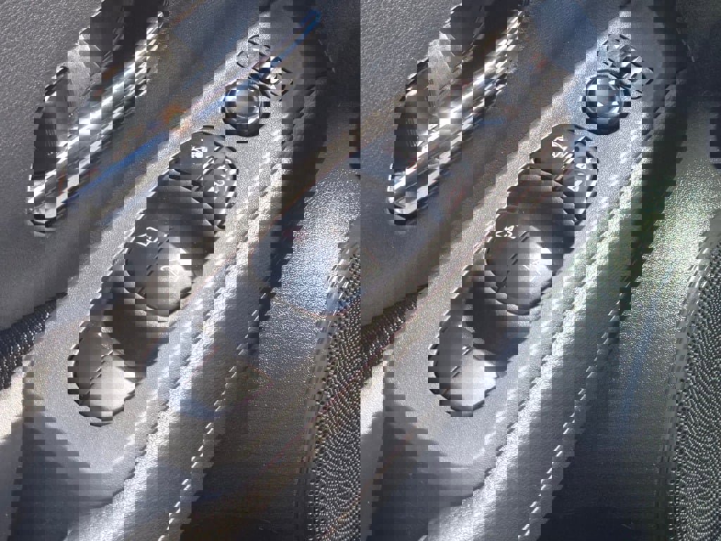 Used 2023 Nissan Kicks SV image 20