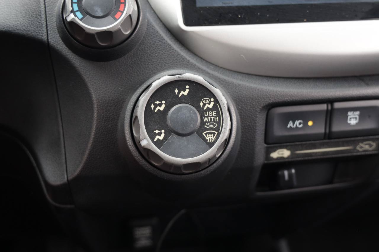 Used 2010 Honda Fit Sport image 29