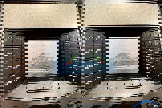 Used 2018 Ford Taurus SE FWD image 21