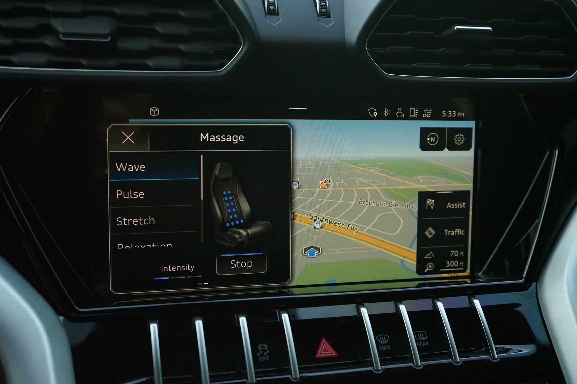 Used 2021 Lamborghini Urus AWD/4WD image 19