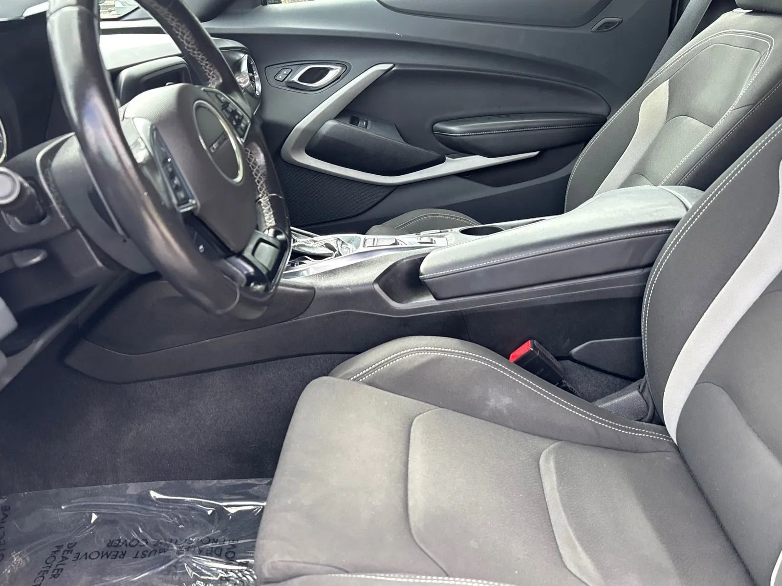 Used 2023 Chevrolet Camaro LT RWD image 13