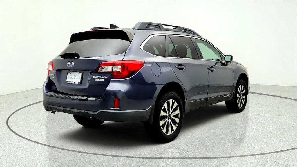 Used 2016 Subaru Outback 2.5i Limited AWD/4WD image 5