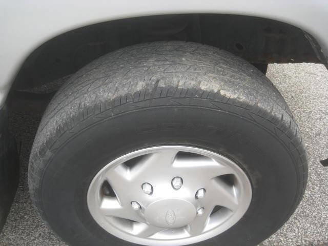 Used 2013 Ford E-350 and Econoline 350 Extended Super Duty w/ PWR Group image 39