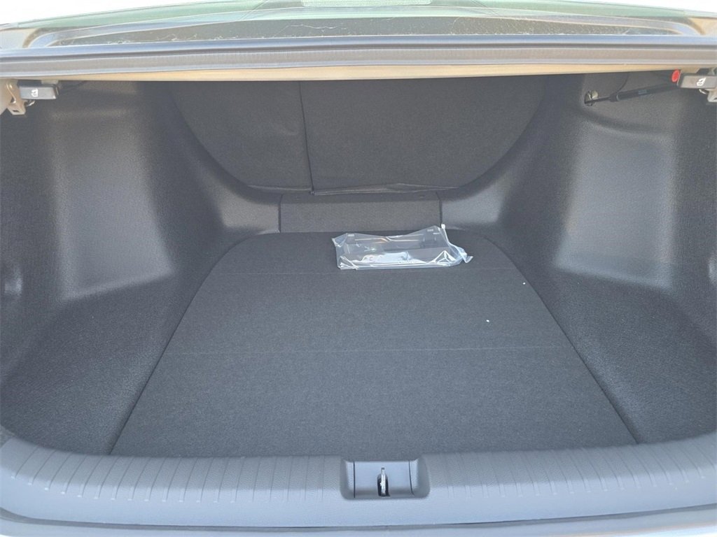 New 2025 Honda Accord SE image 18