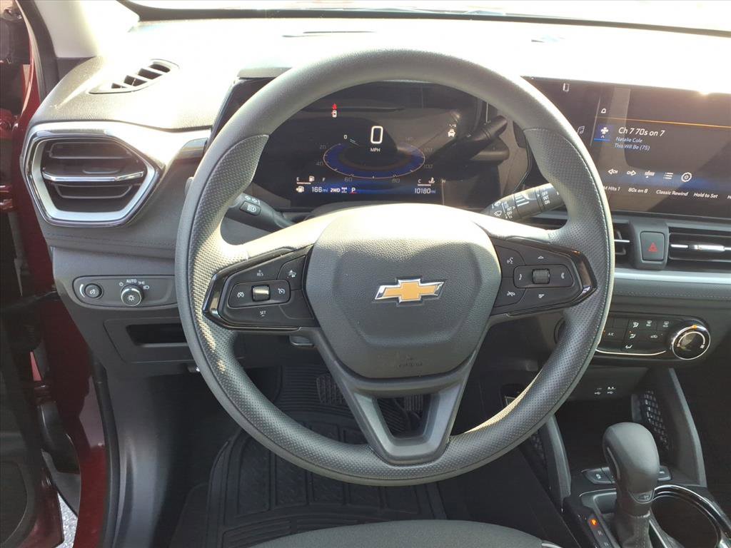 Used 2025 Chevrolet TrailBlazer LS w/ LS Convenience Package image 7