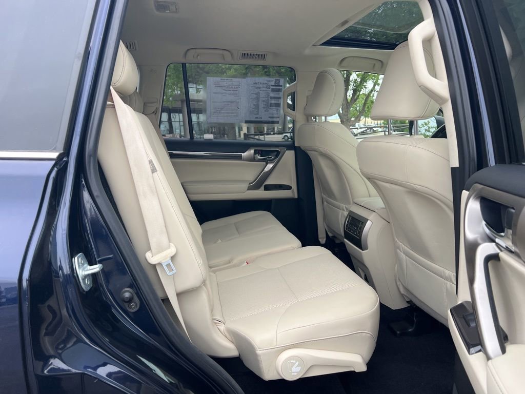 Certified 2020 Lexus GX 460 Premium w/ Premium Package AWD/4WD image 27