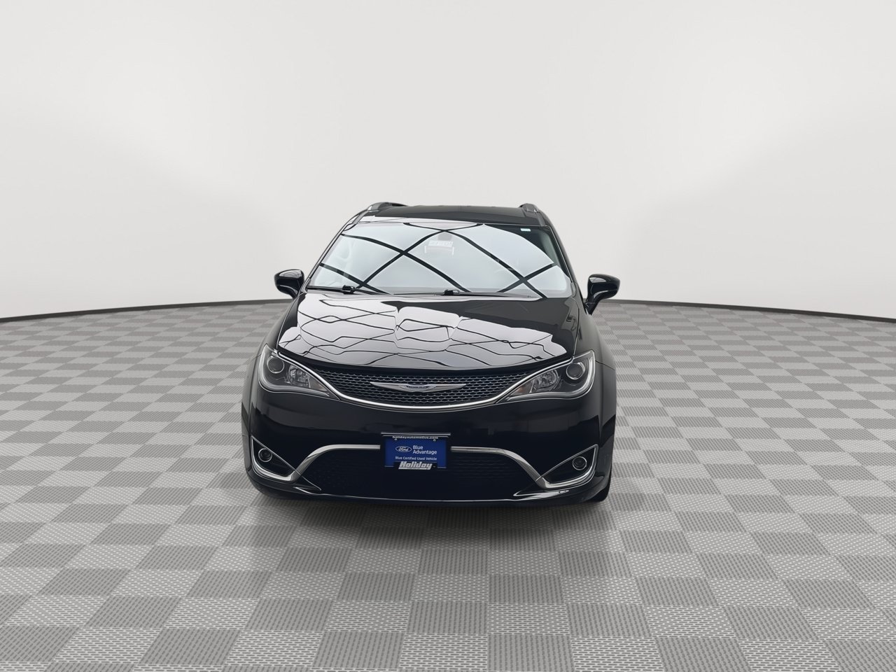 Used 2019 Chrysler Pacifica Touring-L FWD image 34