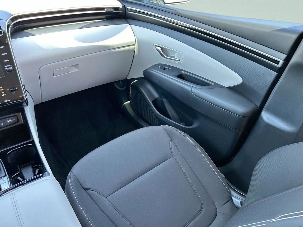 Certified 2024 Hyundai Tucson SEL FWD image 19