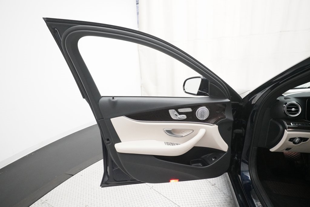 Used 2020 Mercedes-Benz E 450 4MATIC Wagon image 26