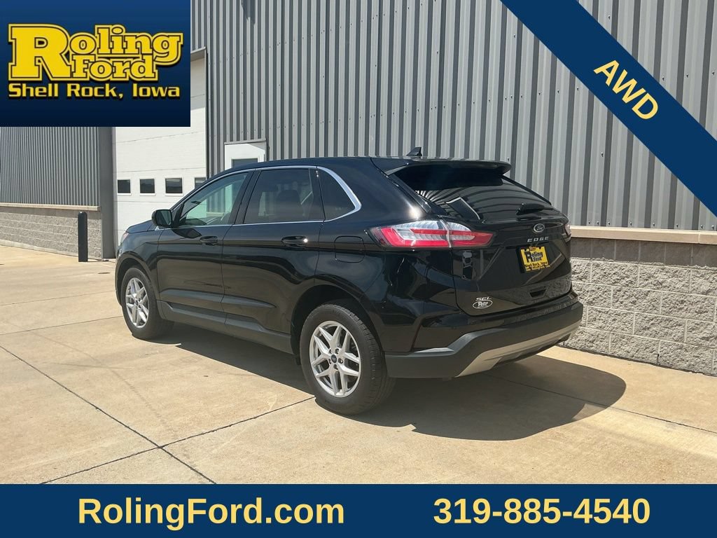 Used 2024 Ford Edge SEL w/ Convenience Package AWD/4WD image 3