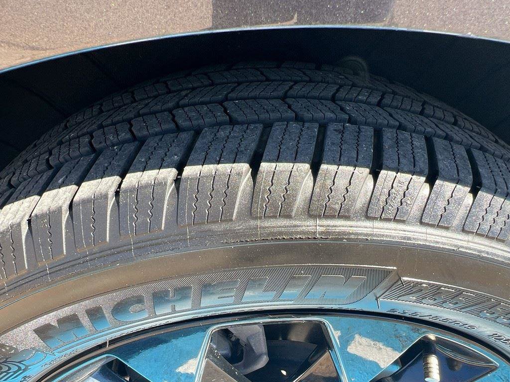 Used 2024 Kia Carnival SX image 8