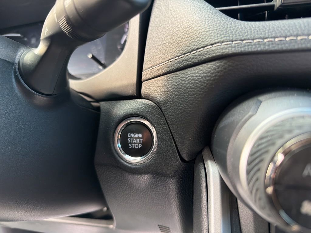 Used 2024 Toyota RAV4 XLE image 31