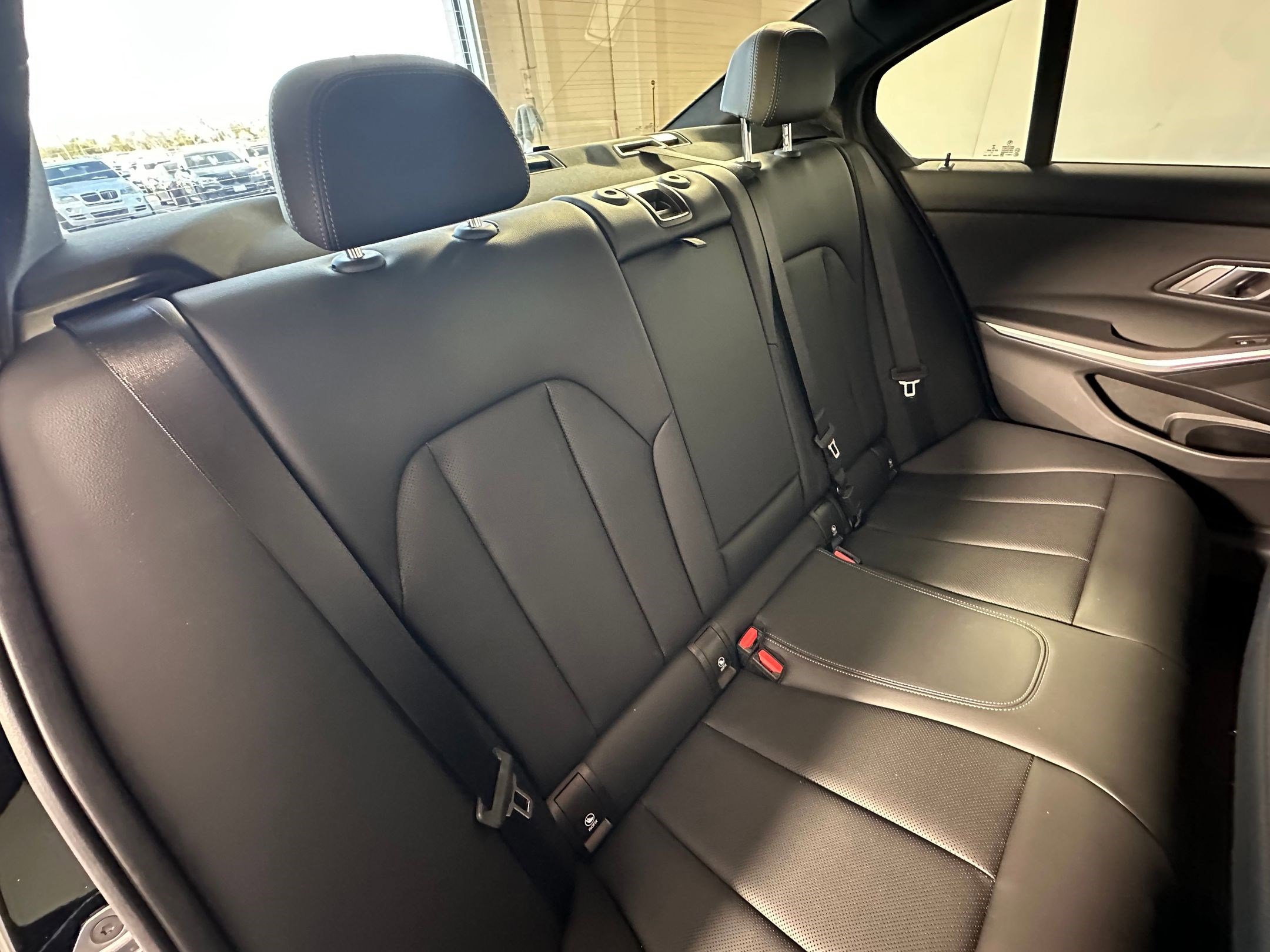 Certified 2023 BMW 330i Sedan w/ M Sport Package image 31