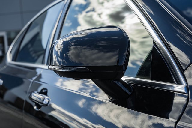 Used 2020 Volvo S90 T6 Inscription image 16