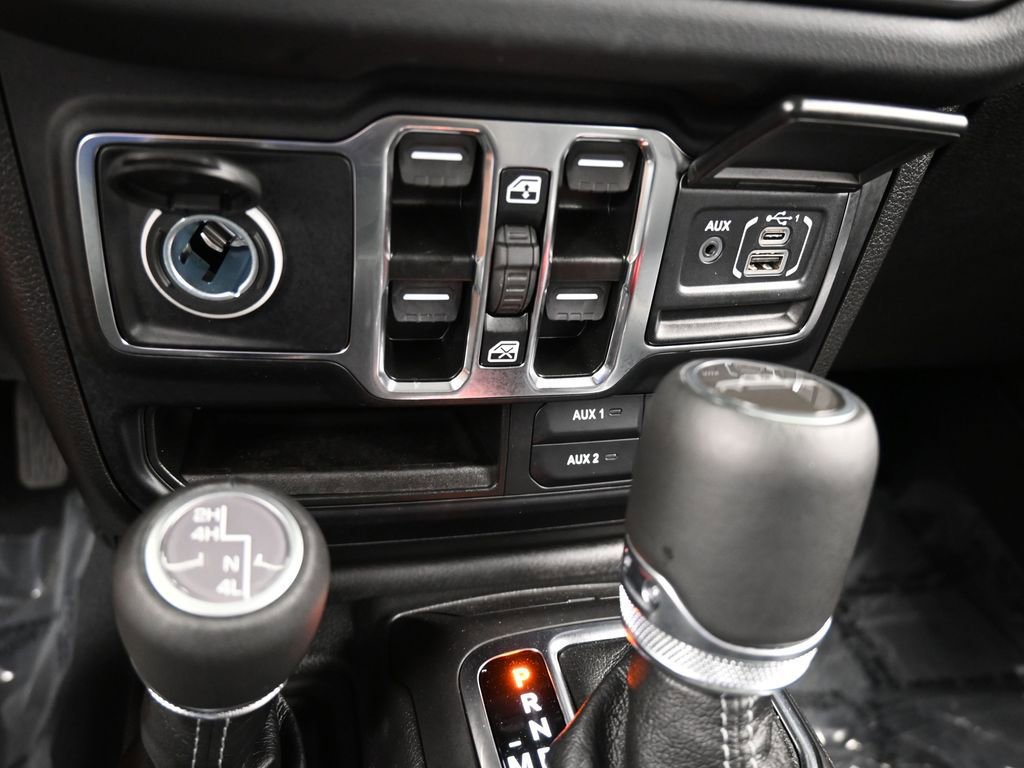 Used 2024 Jeep Gladiator Sport w/ Premium Package image 23